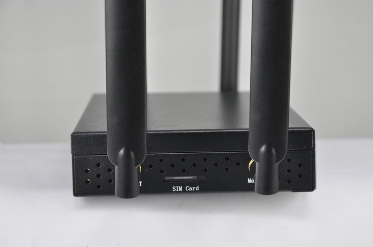 Router Wifi 4G LTE FB-Link CPF-901 (4 Anten - Chuyên dùng xe khách - 32  user - 5 port) - Vi Tính Phát Đạt - phatdatcomputer.vn