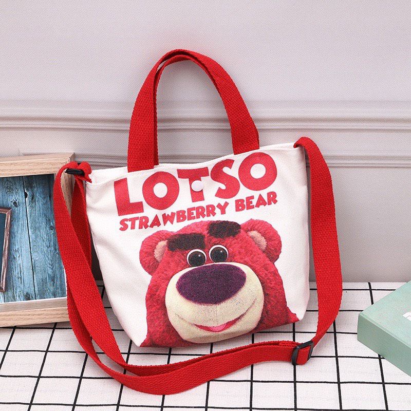 Túi đeo chéo bằng vải Canvas in hoạ tiết hoạt hình gấu Lotso dễ thương cho  bé - Ba lô, Túi xách & Cặp cho bé | BiBiOne.vn