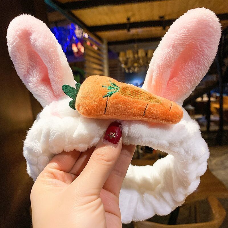Băng đô tai thỏ có cà rốt